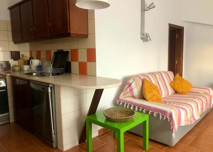 Avo Bolachas - Shanti Casa de Férias Nazaré